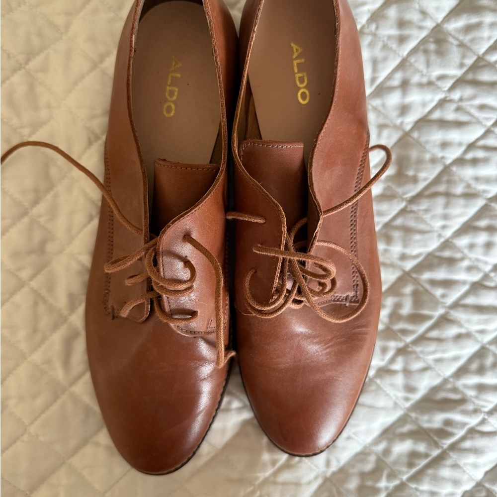 Aldo Brown Leather Flats Timeless Style
